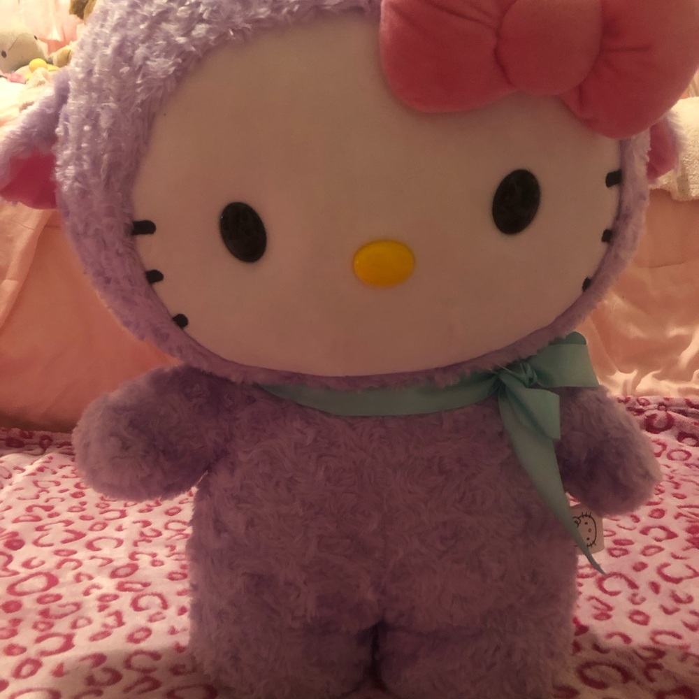 Hello Kitty Easter greeter